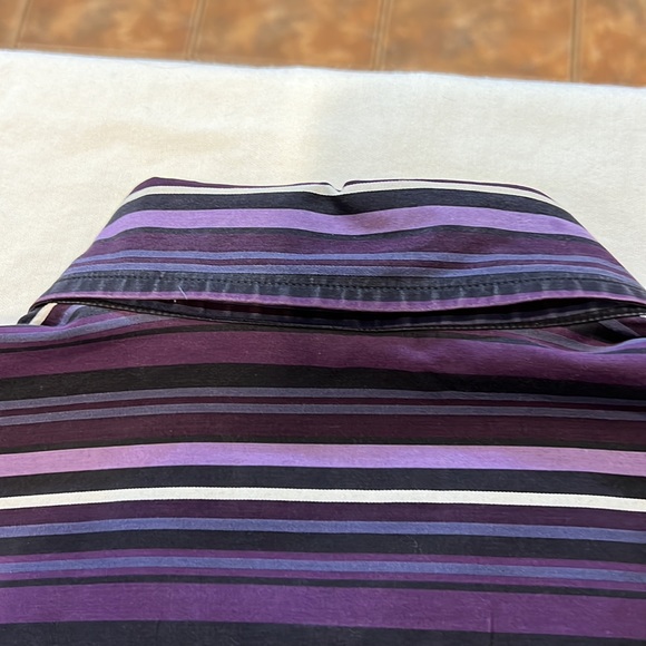 Dolce & Gabbana vintage men’s button up shirt in purples/blue/blues and white - Picture 7 of 16